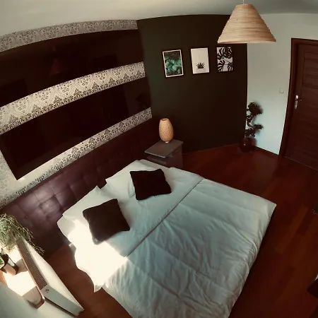 Bursztyn Lasu Apartmán *